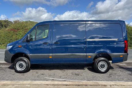 Mercedes-Benz Sprinter 316 Cdi Mwb Lr 4x4 Panel Van - Diff Lock / Low Range / Rear Camera 8