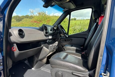 Mercedes-Benz Sprinter 316 Cdi Mwb Lr 4x4 Panel Van - Diff Lock / Low Range / Rear Camera 19