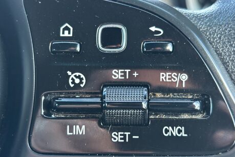 Mercedes-Benz Sprinter 316 Cdi Mwb Lr 4x4 Panel Van - Diff Lock / Low Range / Rear Camera 43