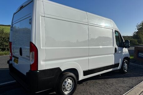Peugeot Boxer BlueHdi 140 ps 335 L2H2 Professional Premium Plus 3