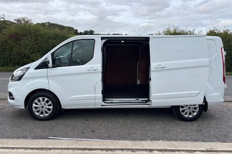 Ford Transit Custom 300 L2 130 ps Limited Panel Van 9