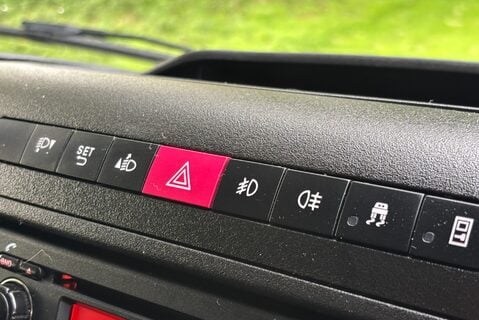 Iveco Daily 70C18D Crew Cab Dropside with Tail Lift - Air Con - Low Miles 42