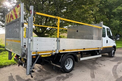 Iveco Daily 70C18D Crew Cab Dropside with Tail Lift - Air Con - Low Miles 3