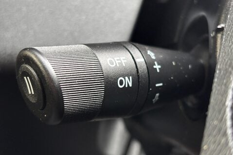 Iveco Daily 70C18D Crew Cab Dropside with Tail Lift - Air Con - Low Miles 35