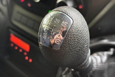 Iveco Daily 70C18D Crew Cab Dropside with Tail Lift - Air Con - Low Miles 47