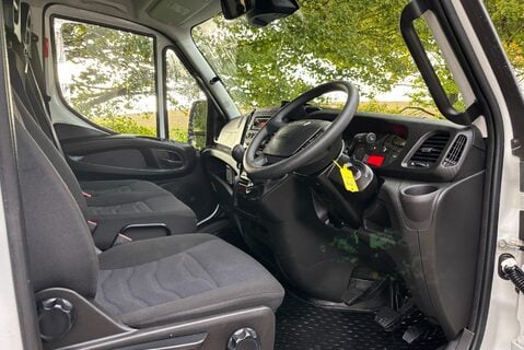 Iveco Daily 70C18D Crew Cab Dropside with Tail Lift - Air Con - Low Miles 20
