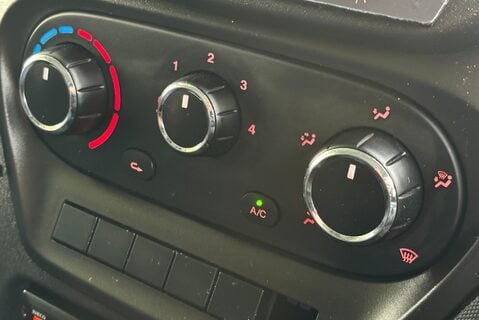 Iveco Daily 70C18D Crew Cab Dropside with Tail Lift - Air Con - Low Miles 22