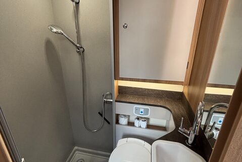 Bailey Autograph 79-4i 165ps 4 Berth Island Bed Motorhome 25