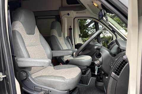 Bailey Autograph 79-4i 165ps 4 Berth Island Bed Motorhome 4