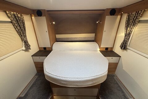Bailey Autograph 79-4i 165ps 4 Berth Island Bed Motorhome 19