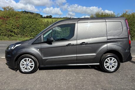 Ford Transit Connect 240 Limited L1H1 Panel Van - Rear Camera 8