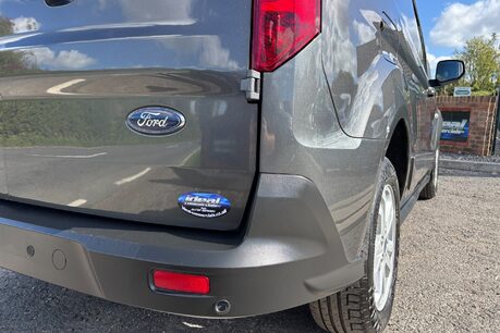 Ford Transit Connect 240 Limited L1H1 Panel Van - Rear Camera 26