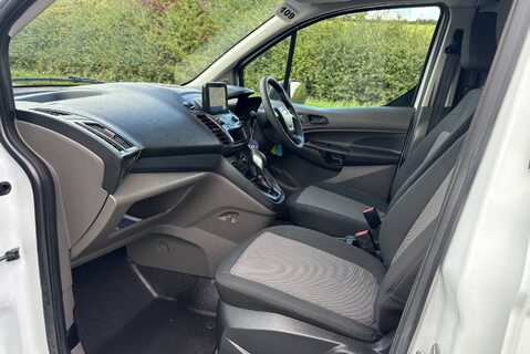 Ford Transit Connect 220 Leader DCIV Selectshift Auto - Sat Nav / 5 Seats / Rear Camera 16
