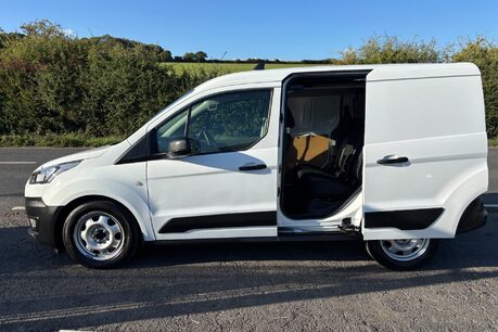 Ford Transit Connect 220 Leader DCIV Selectshift Auto - Sat Nav / 5 Seats / Rear Camera 9