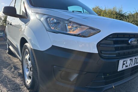 Ford Transit Connect 220 Leader DCIV Selectshift Auto - Sat Nav / 5 Seats / Rear Camera 28