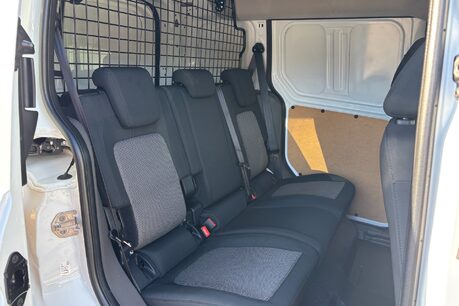 Ford Transit Connect 220 Leader DCIV Selectshift Auto - Sat Nav / 5 Seats / Rear Camera 21