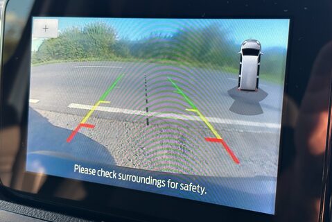 Ford Transit Connect 220 Leader DCIV Selectshift Auto - Sat Nav / 5 Seats / Rear Camera 20