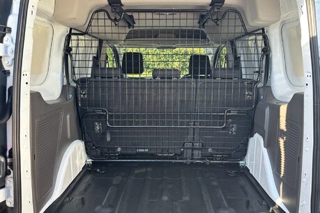 Ford Transit Connect 220 Leader DCIV Selectshift Auto - Sat Nav / 5 Seats / Rear Camera 14