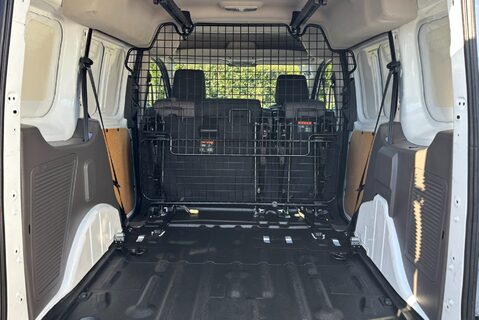 Ford Transit Connect 220 Leader DCIV Selectshift Auto - Sat Nav / 5 Seats / Rear Camera 14