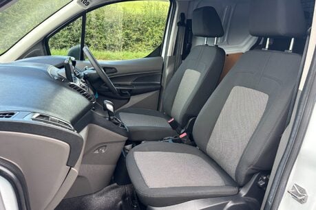 Ford Transit Connect 220 Leader DCIV Selectshift Auto - Sat Nav / 5 Seats / Rear Camera 32
