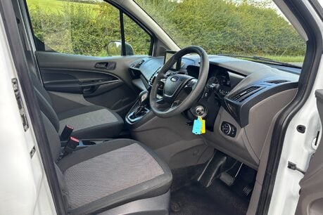 Ford Transit Connect 220 Leader DCIV Selectshift Auto - Sat Nav / 5 Seats / Rear Camera 20