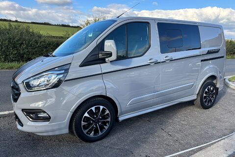 Ford Transit Custom 320 L1 170ps Sport DCIV Selectshift - Adaptive Cruise / Sat Nav / Tailgate 1