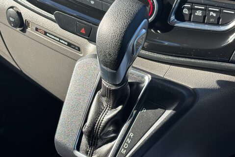 Ford Transit Custom 320 L1 170ps Sport DCIV Selectshift - Adaptive Cruise / Sat Nav / Tailgate 40