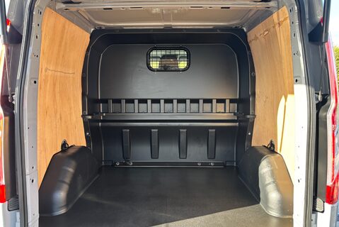 Ford Transit Custom 320 L1 170ps Sport DCIV Selectshift - Adaptive Cruise / Sat Nav / Tailgate 13