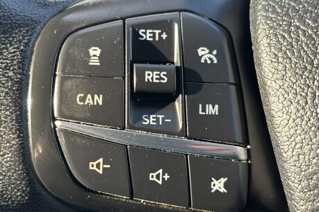 Ford Transit Custom 320 L1 170ps Active MLSD DCIV - Sat Nav / Tailgate / Adaptive Cruise 42