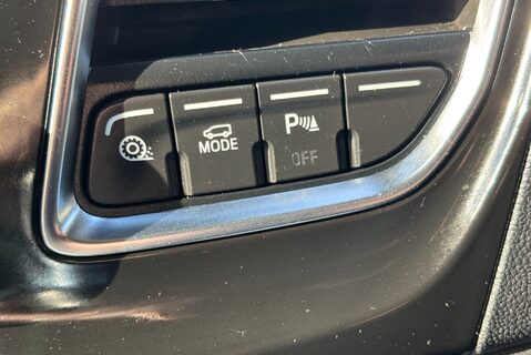 Ford Transit Custom 320 L1 170ps Active MLSD DCIV - Sat Nav / Tailgate / Adaptive Cruise 36