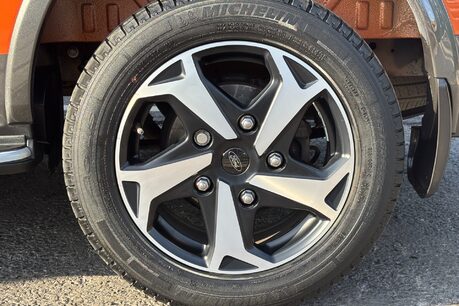 Ford Transit Custom 320 L1 170ps Active MLSD DCIV - Sat Nav / Tailgate / Adaptive Cruise 39