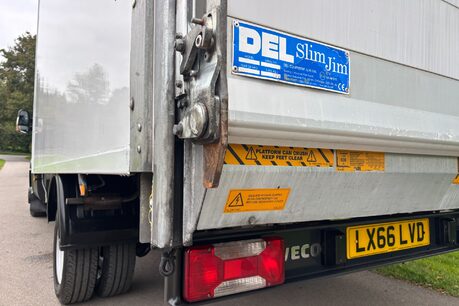 Iveco Daily 35C12 Luton with Tail Lift - Automatic 19