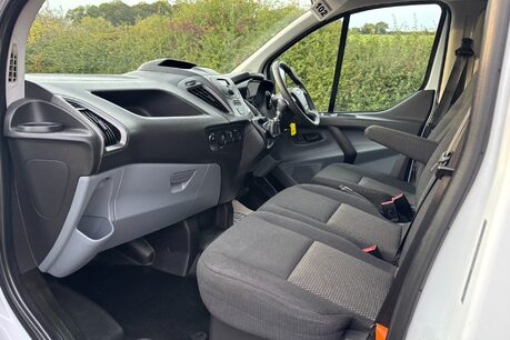 Ford Transit Custom 310 L1 105 ps Base Panel Van with Air Con - Ex Ministry of Defence 17
