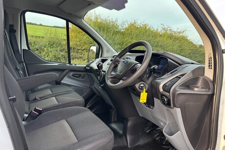 Ford Transit Custom 310 L1 105 ps Base Panel Van with Air Con - Ex Ministry of Defence 19