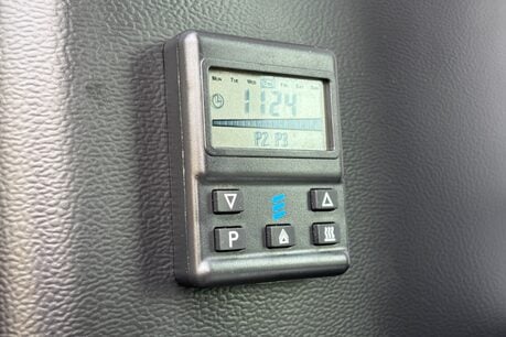 Ford Transit 350 L3 H3 130 ps Double Cab in Van - Air Con / Sat Nav 43