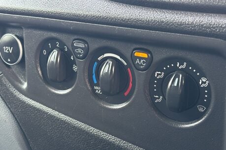Ford Transit 350 L3 H3 130 ps Double Cab in Van - Air Con / Sat Nav 24