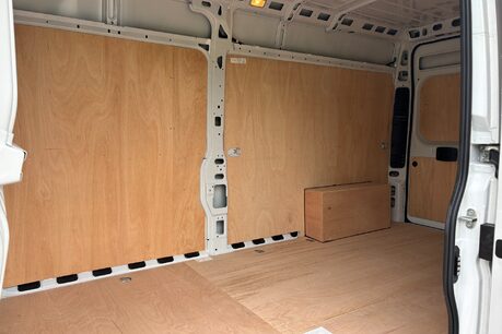 Citroen Relay 35 L3H2 Enterprise Edition 140 ps Panel Van 10