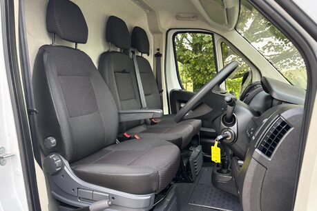 Citroen Relay 35 L3H2 Enterprise Edition 140 ps Panel Van 29