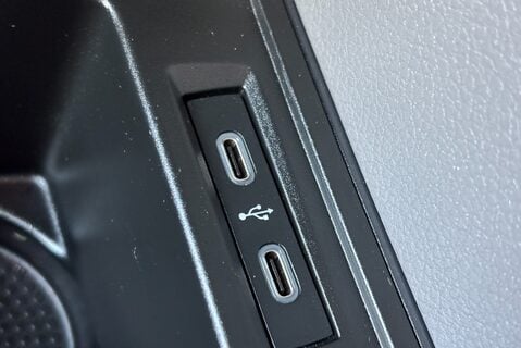 Volkswagen Transporter T30 150 ps DSG Lwb Highline Panel Van - Adaptive Cruise Control 27