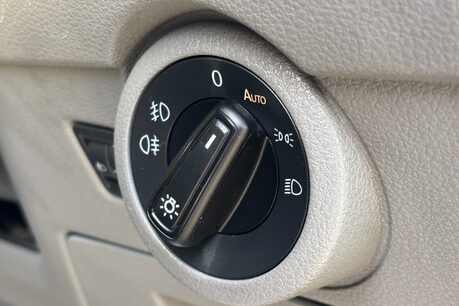 Volkswagen Transporter T30 150 ps DSG Lwb Highline Panel Van - Adaptive Cruise Control 35