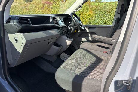 Volkswagen Transporter T30 150 ps DSG Lwb Highline Panel Van - Adaptive Cruise Control 17