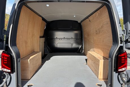 Volkswagen Transporter T30 150 ps DSG Lwb Highline Panel Van - Adaptive Cruise Control 14