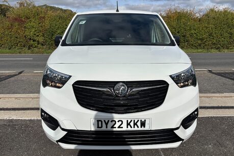 Vauxhall Combo L2H1 2300 100 ps Sportive Panel Van 11