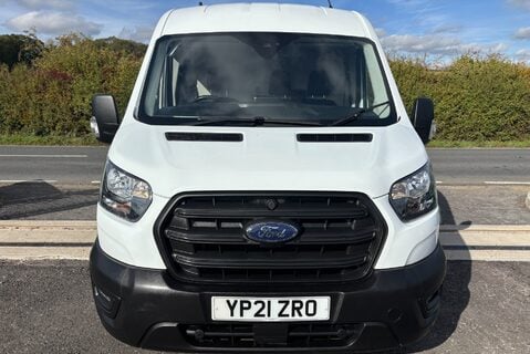 Ford Transit 310 L2 H2 Leader with Air Con / Sat Nav / Heated Seats 11