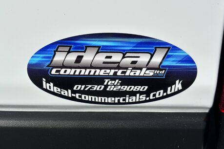 Ford Transit 310 L2 H2 Leader with Air Con / Sat Nav / Heated Seats 16