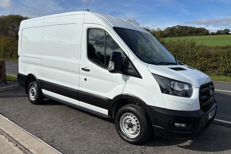 Ford Transit 310 L2 H2 Leader with Air Con / Sat Nav / Heated Seats 5