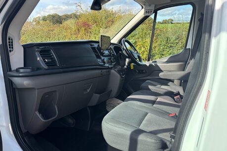Ford Transit 310 L2 H2 Leader with Air Con / Sat Nav / Heated Seats 18
