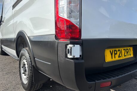 Ford Transit 310 L2 H2 Leader with Air Con / Sat Nav / Heated Seats 29