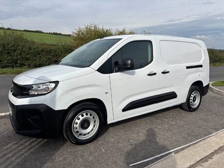 Vauxhall Combo L2H1 2300 Prime XL - Very Low Miles