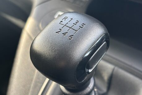 Vauxhall Combo L2H1 2300 Prime XL - Sat Nav 44